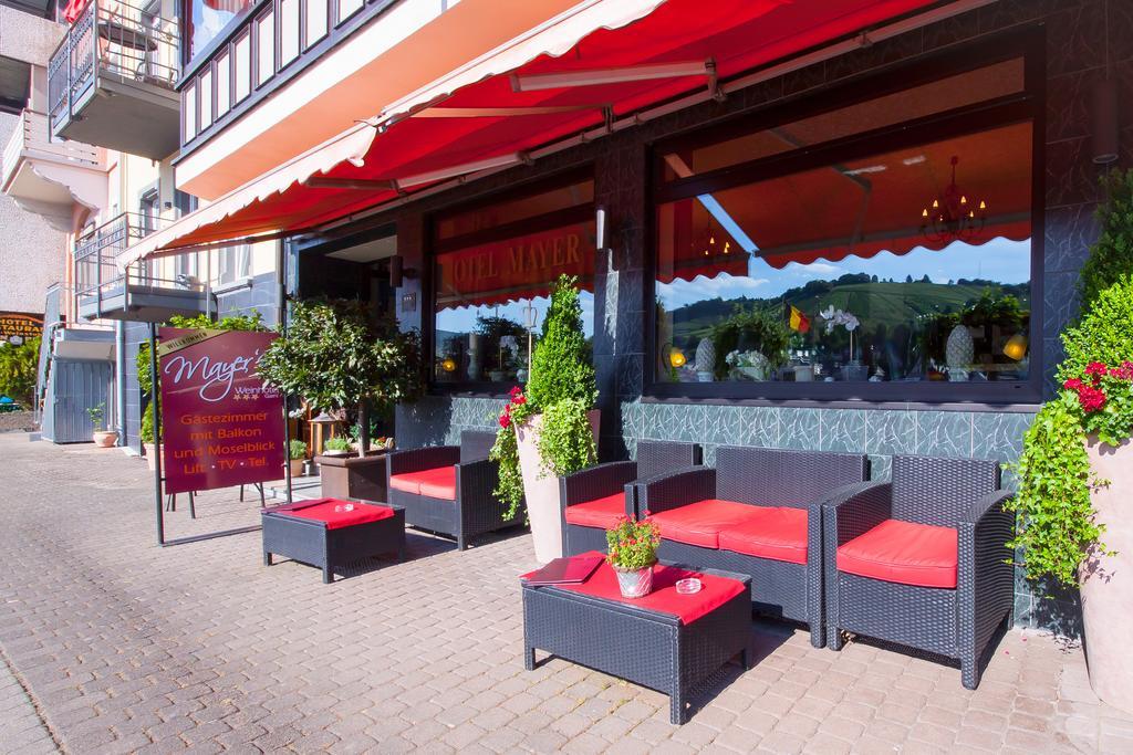 Mayer'S Weinhotel Zell an der Mosel Exterior photo