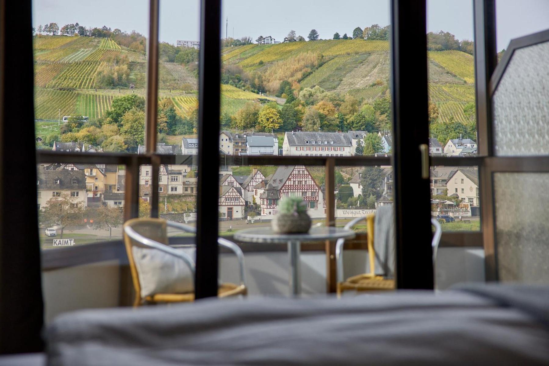 Mayer'S Weinhotel Zell an der Mosel Room photo